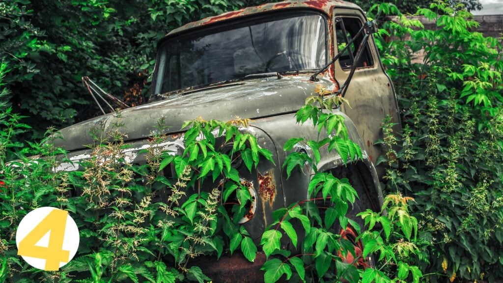 rusty junk truck